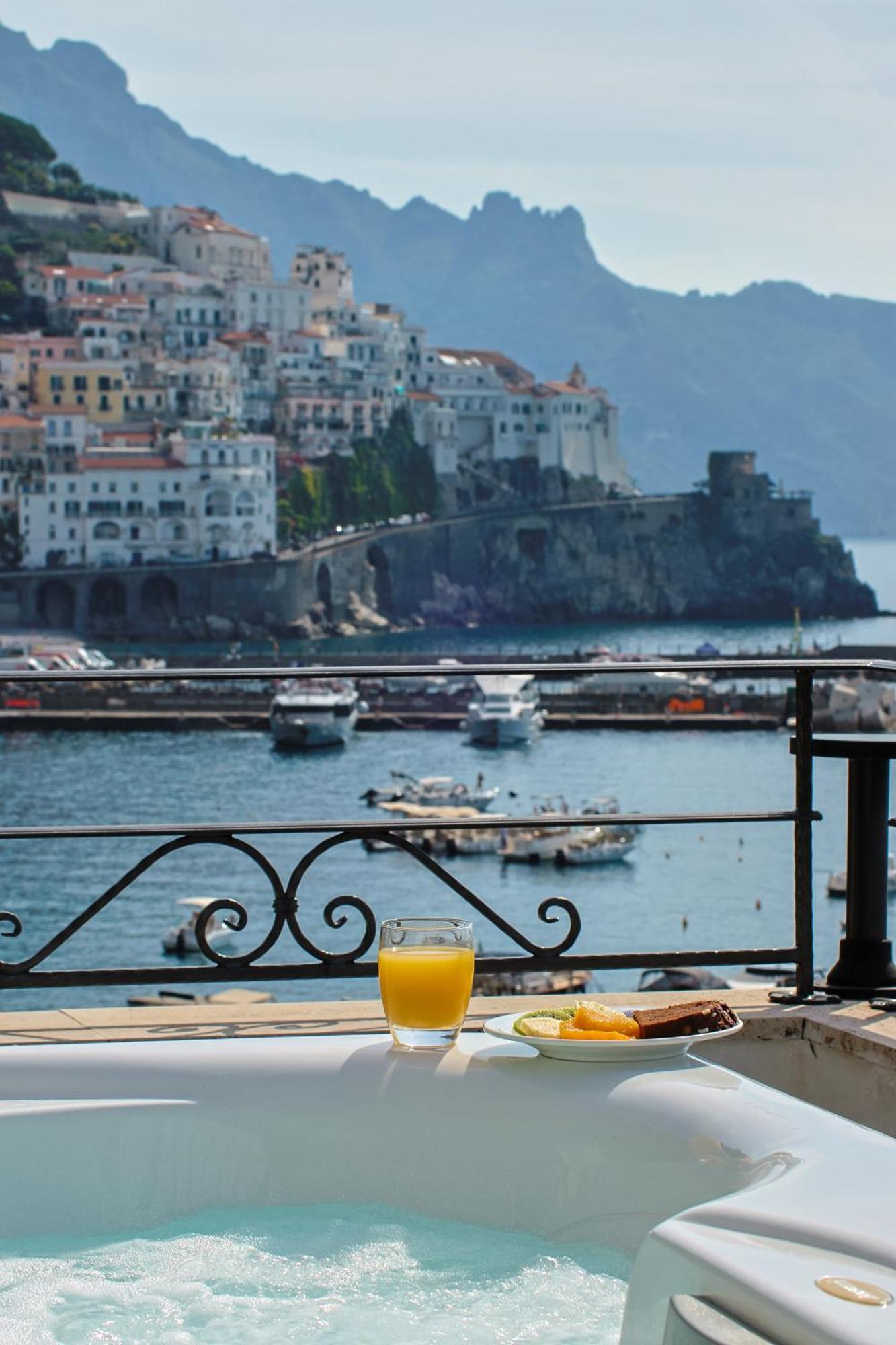 Hotel Aurora Амальфи Экстерьер фото