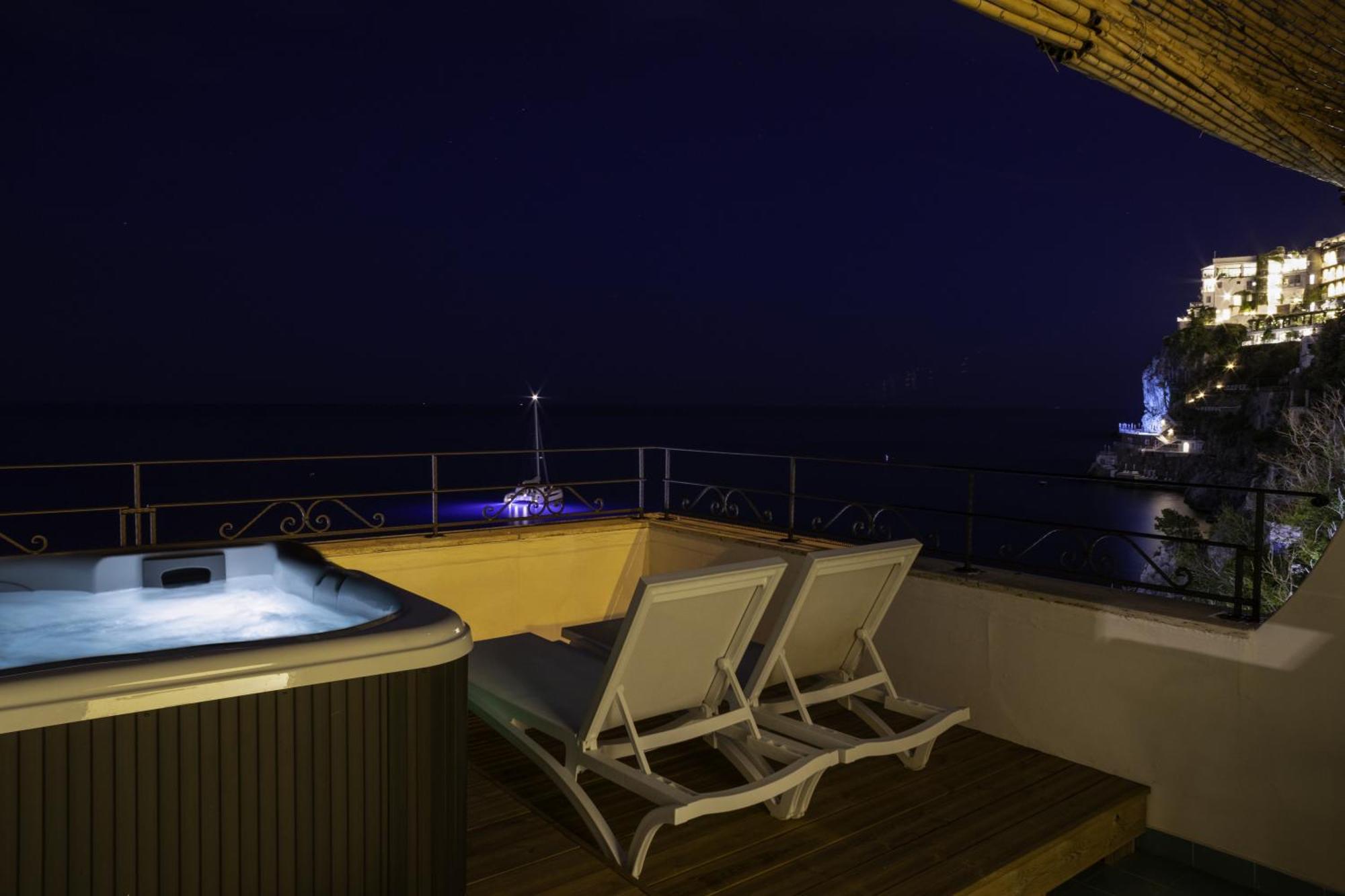 Hotel Aurora Амальфи Экстерьер фото