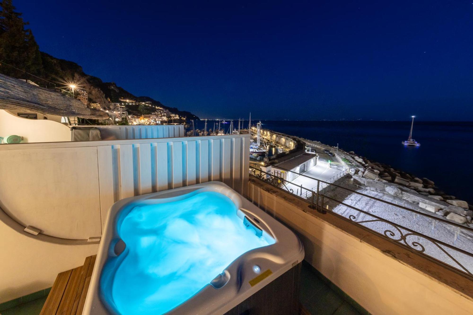 Hotel Aurora Амальфи Экстерьер фото