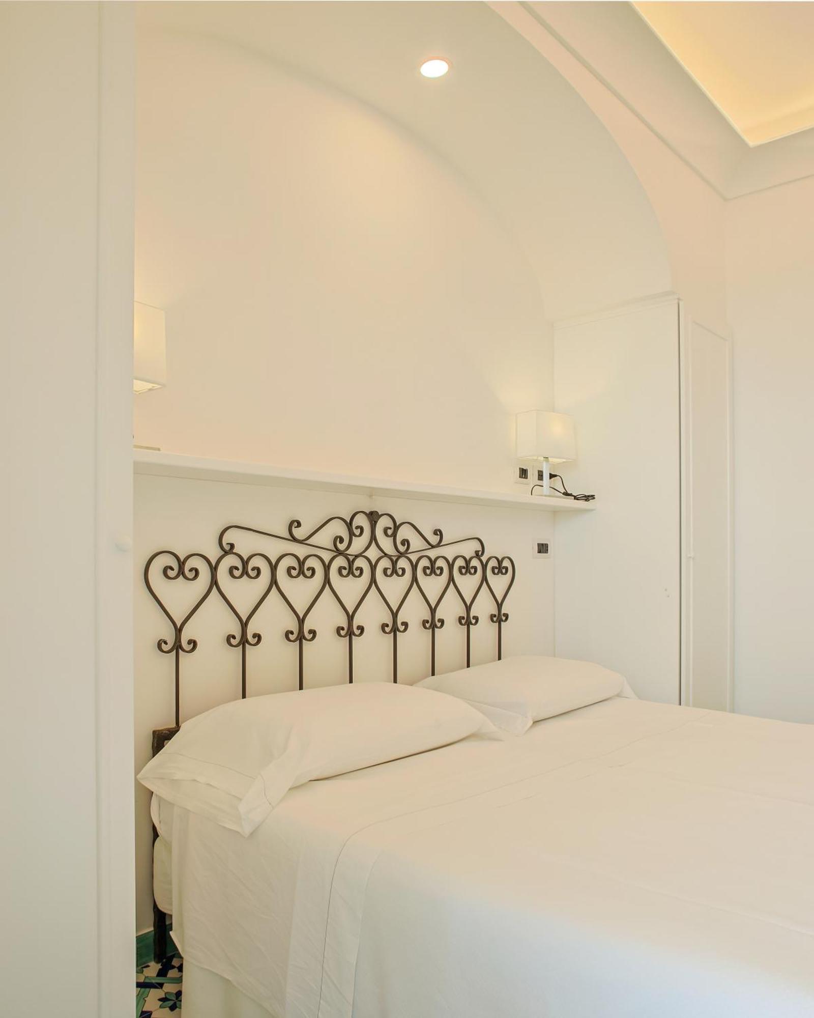 Hotel Aurora Амальфи Экстерьер фото
